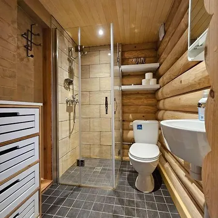 2-bedroom, Fenced Yard, Sauna, 10 Min To בית נופש