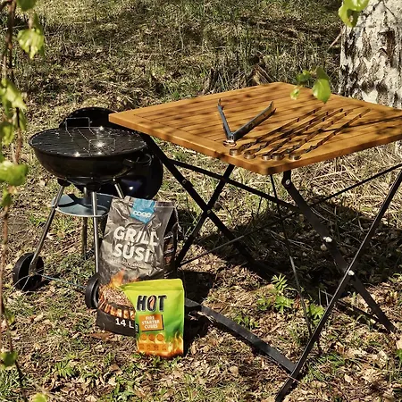 Vakantiehuis 2-bedroom, Fenced Yard, Sauna, 10 Min To