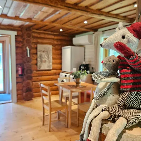 2-bedroom, Fenced Yard, Sauna, 10 Min To * Pärnu