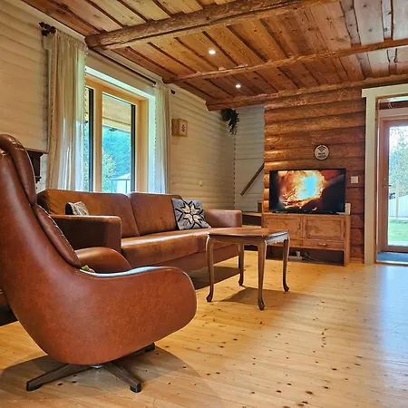 2-bedroom, Fenced Yard, Sauna, 10 Min To Pärnu