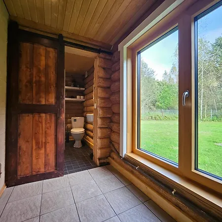 Hazel Hut - Spacious Fenced Yard, Sauna, 2-bedroom Hébergement de vacances Pärnu