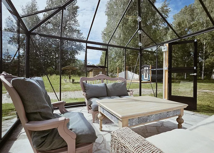 Hébergement de vacances 2-bedroom, Fenced Yard, Sauna, 10 Min To *