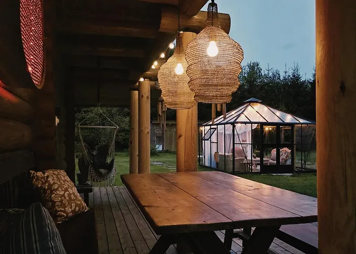 2-bedroom, Fenced Yard, Sauna, 10 Min To Pärnu