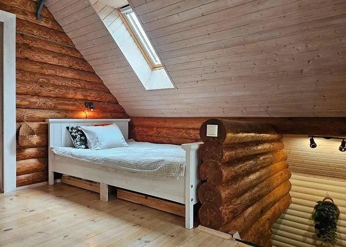 2-bedroom, Fenced Yard, Sauna, 10 Min To Hébergement de vacances *