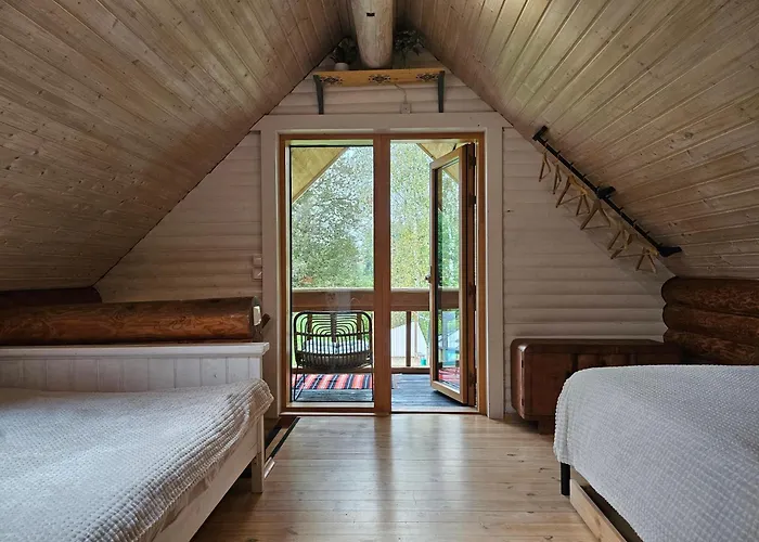 Hébergement de vacances 2-bedroom, Fenced Yard, Sauna, 10 Min To