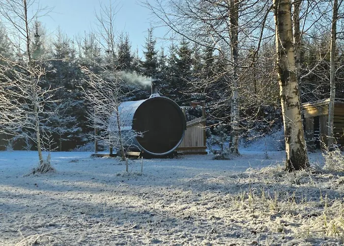 Hébergement de vacances 2-bedroom, Fenced Yard, Sauna, 10 Min To Pärnu